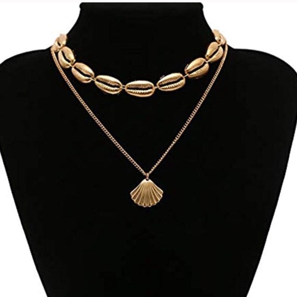 Free People  ⭐️ Gold layered shell choke - Picture 2 of 4